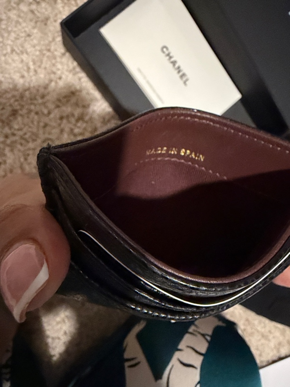 CHANEL Black Quilted Caviar Leather Card Holder with Gold CC - Picture 6 of 11